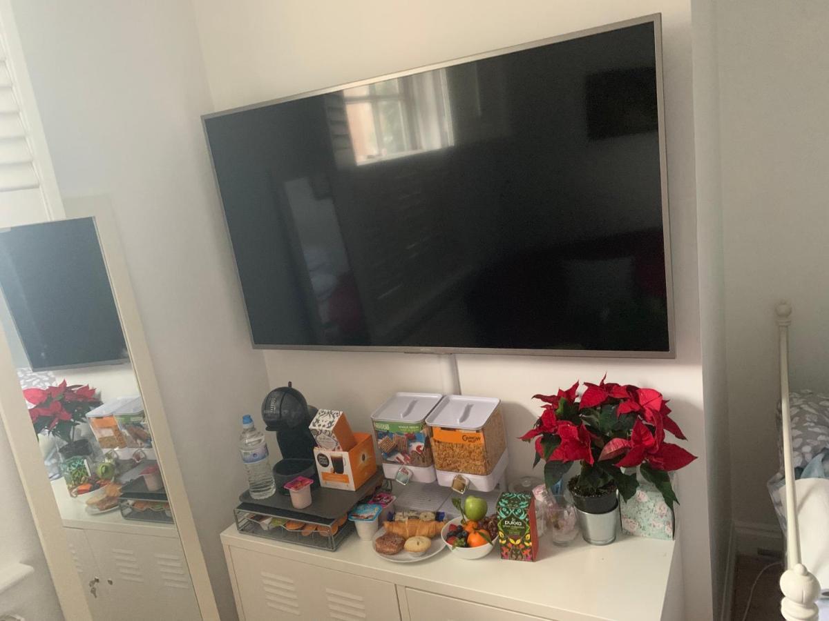 Stylish Modern Studio, Mock Georgian House, Heart Of Trendy Hackney & 伦敦 外观 照片
